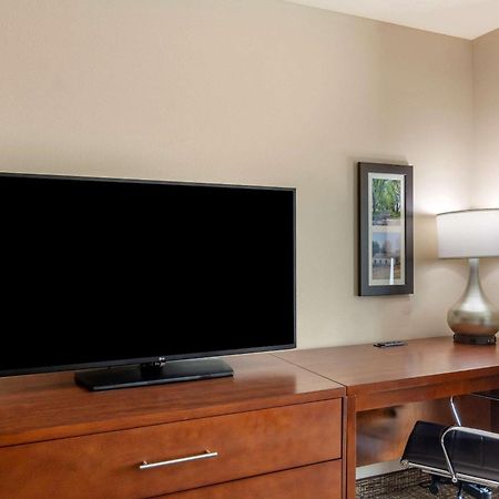 Comfort Inn & Suites Charlottesville Luaran gambar