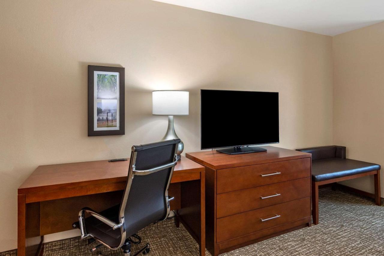 Comfort Inn & Suites Charlottesville Luaran gambar